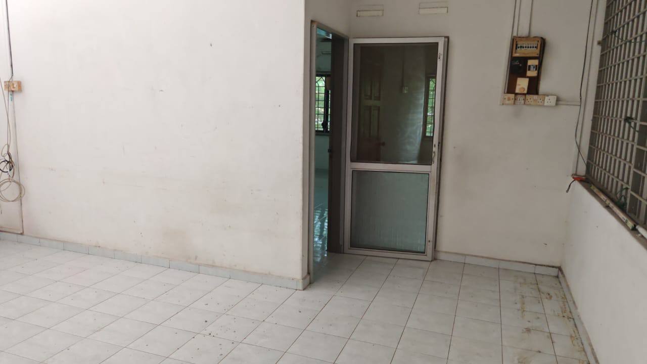 SHOPLOT MELAKA BARU