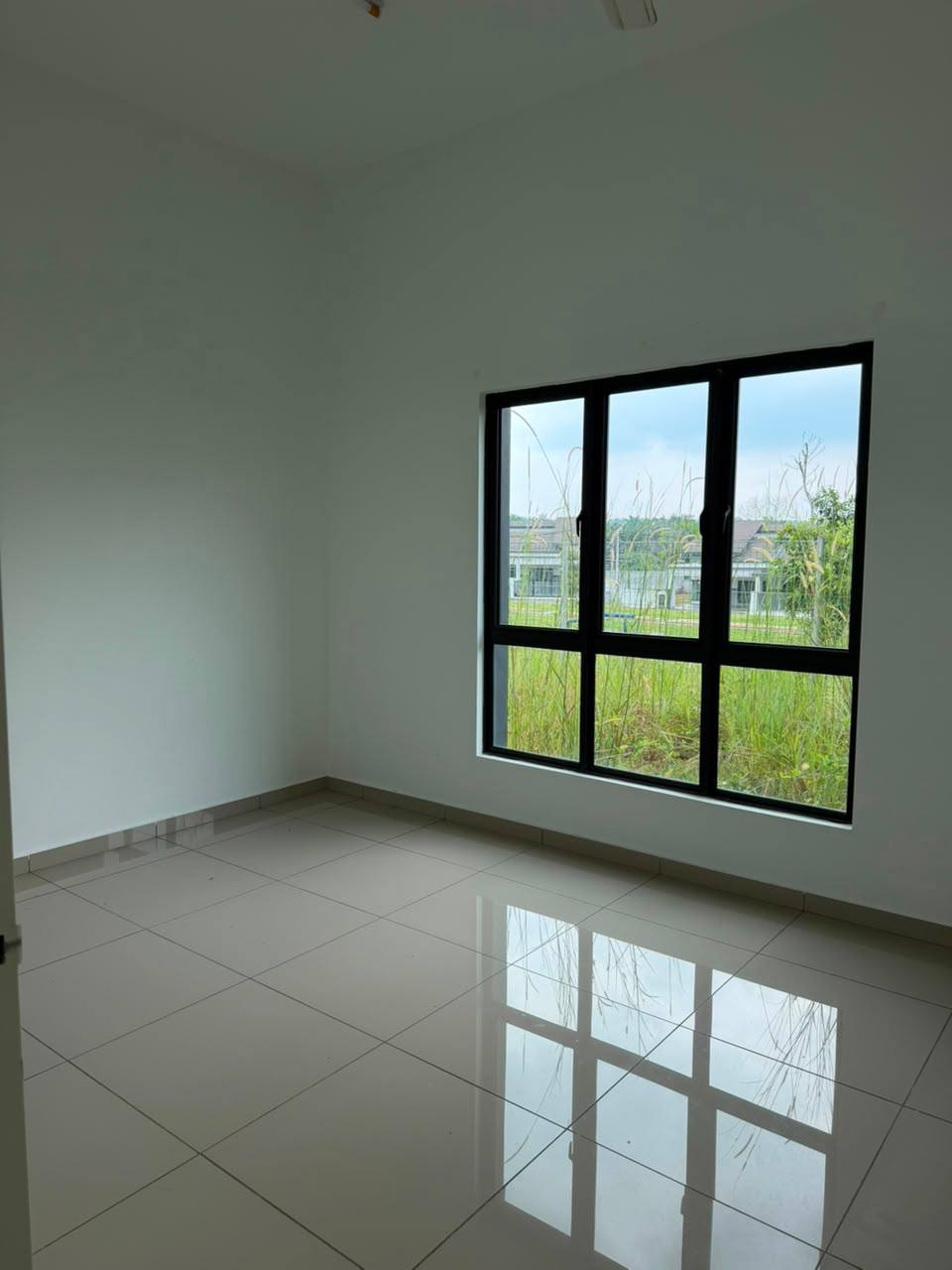 TAMAN VISTA BELIMBING, DURIAN TUNGGAL