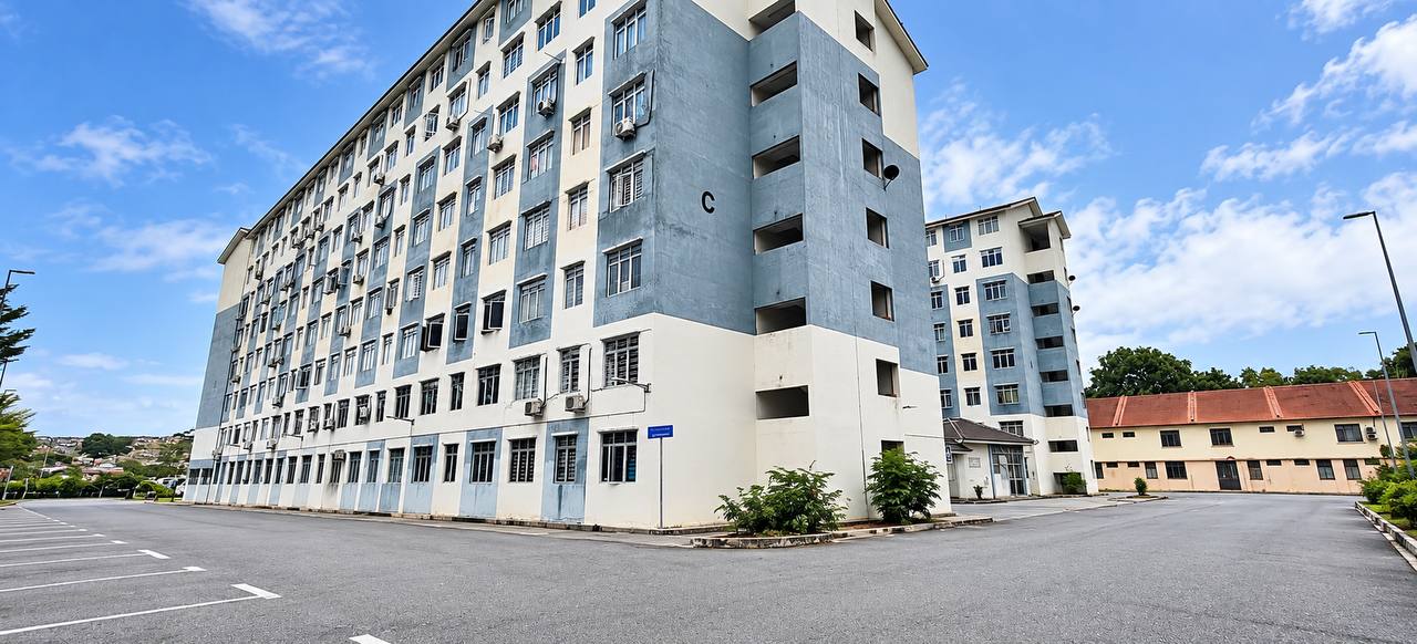 PANGSAPURI SUTERA WANGI, BATU BERENDAM MELAKA