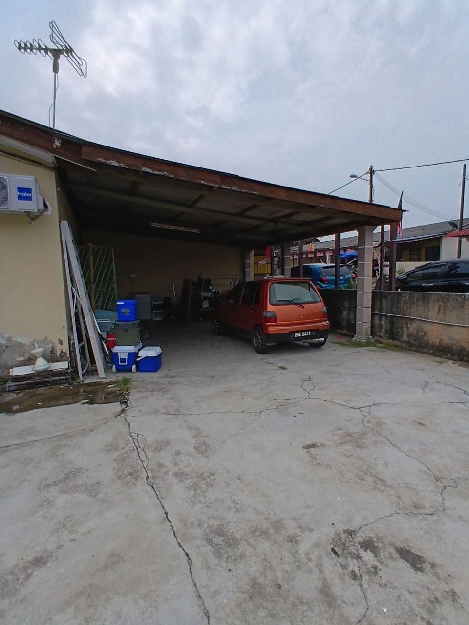 TAMAN HAJI ABDULLAH SAMAD, LUBOK REDAN MASJID TANAH