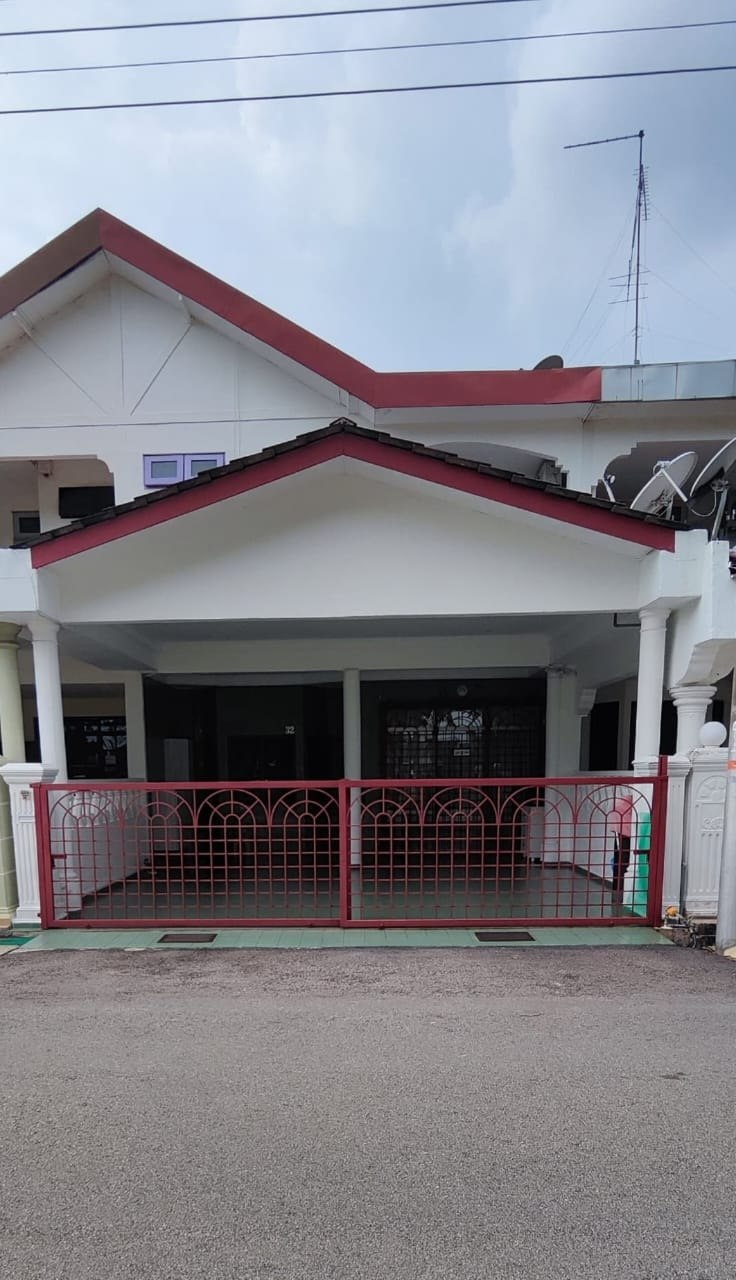TAMAN KOTA LAKSAMANA