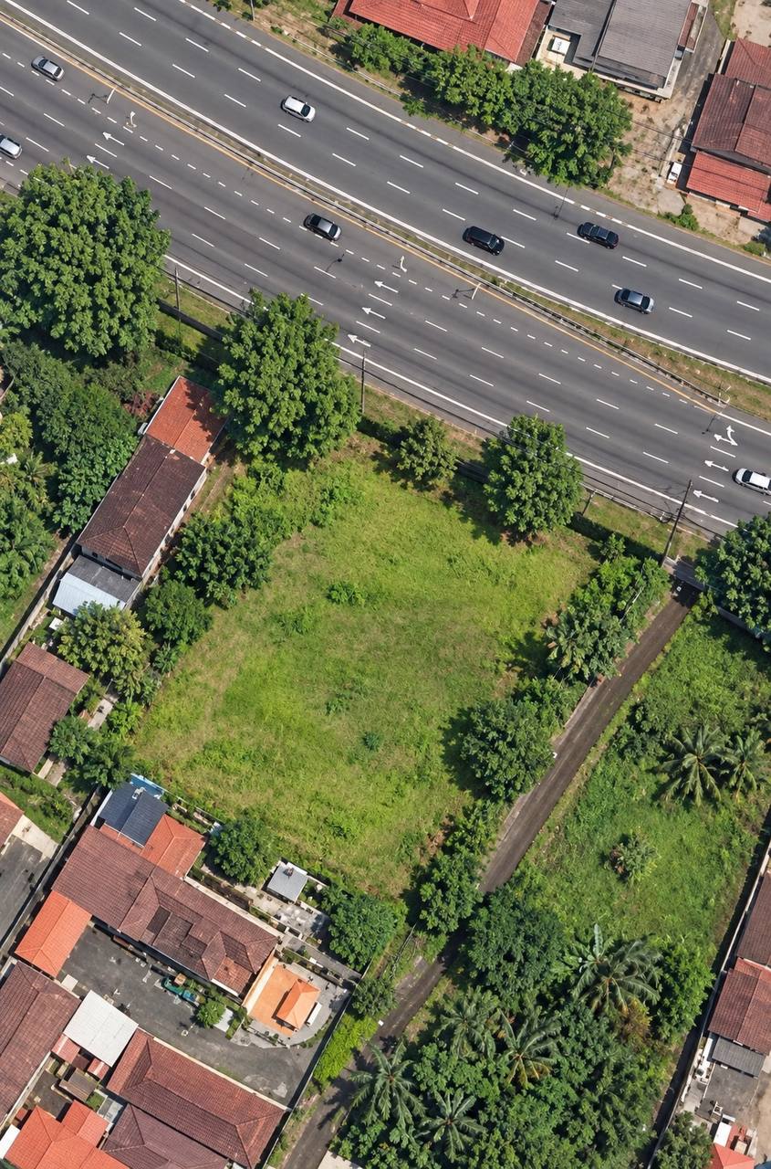TANAH TEPI JALAN AMJ SEMABOK MELAKA